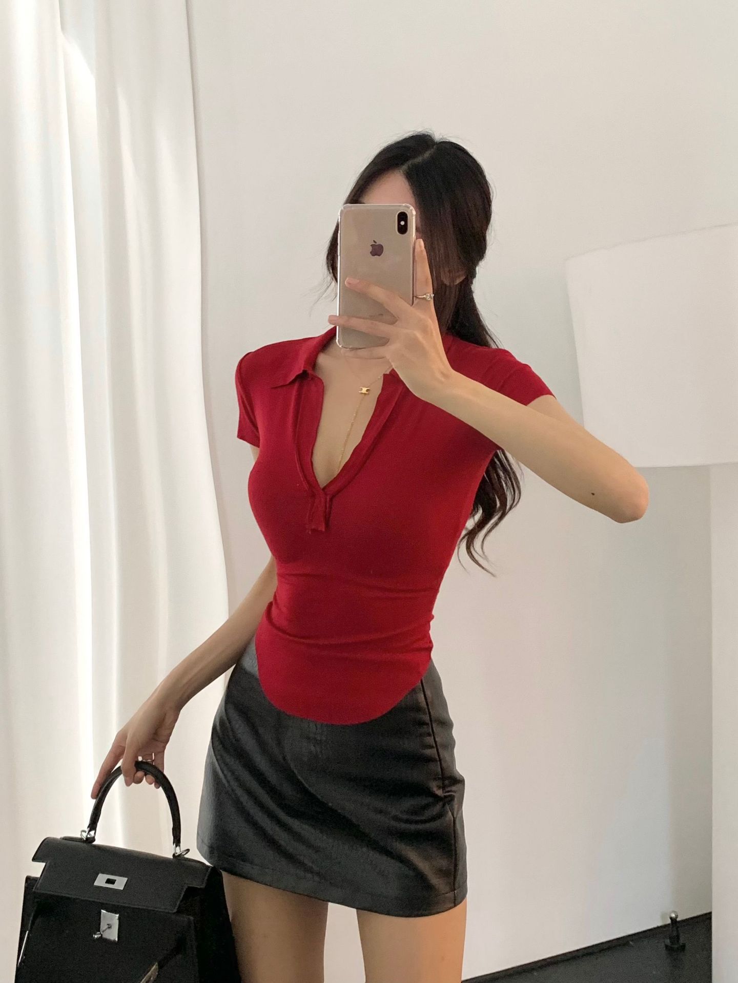 Plain Spandex Plunge Frayed Rounded Slim Tee