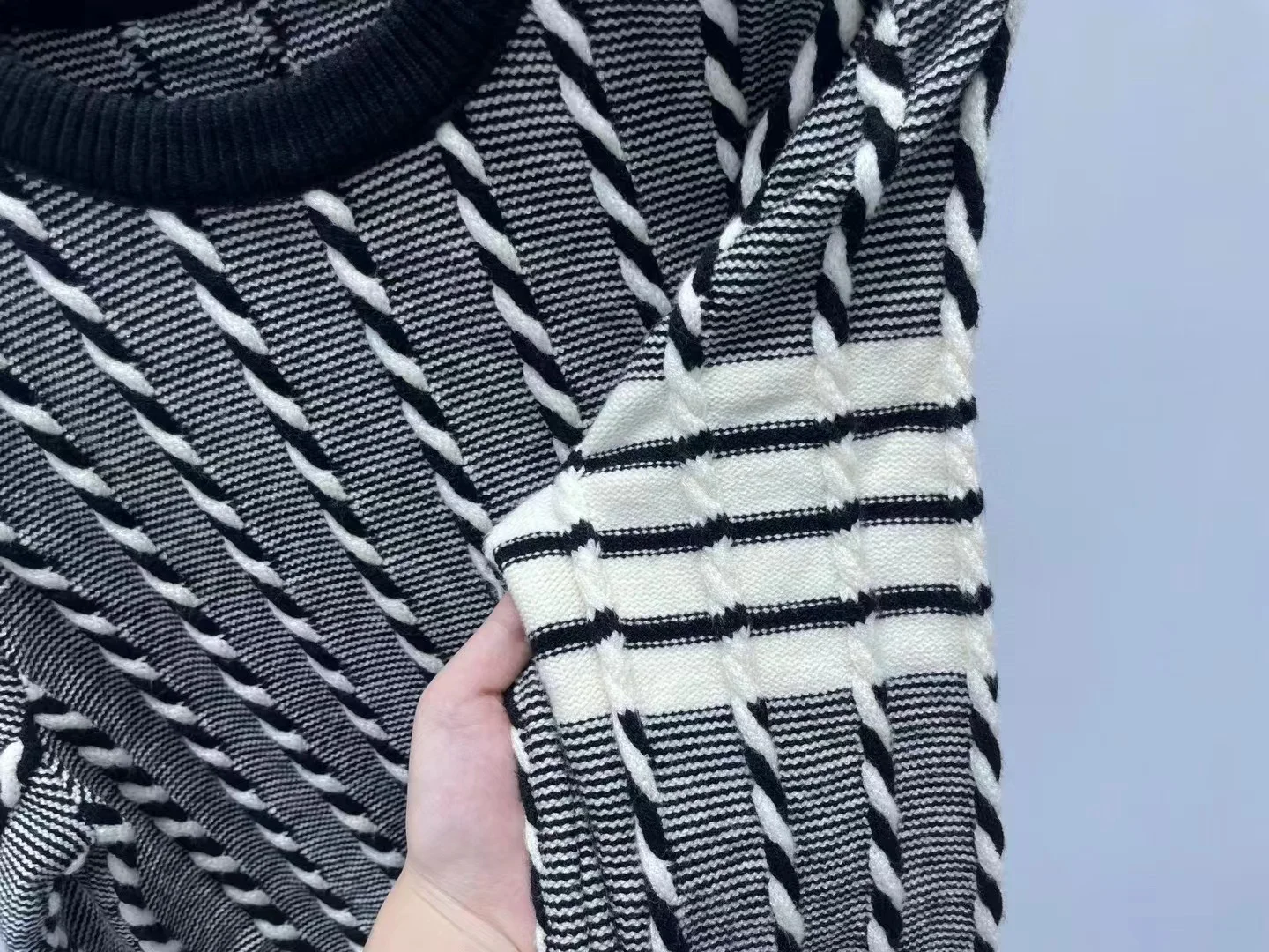 Low Neck Polyester Stripe Button Front Cardigan