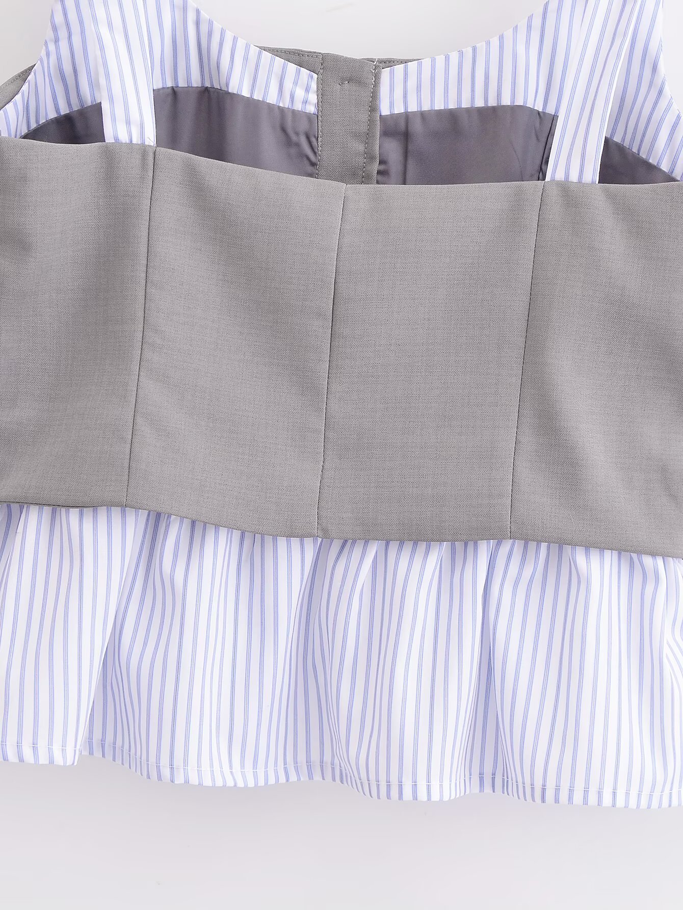 European Chic Sleeveless Colorblock Blouse