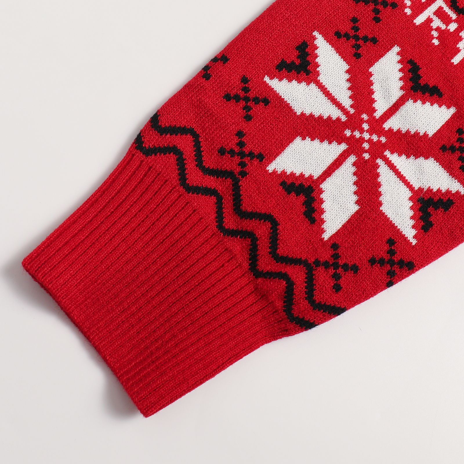 Scarlet Holiday Print Acrylic Sweater