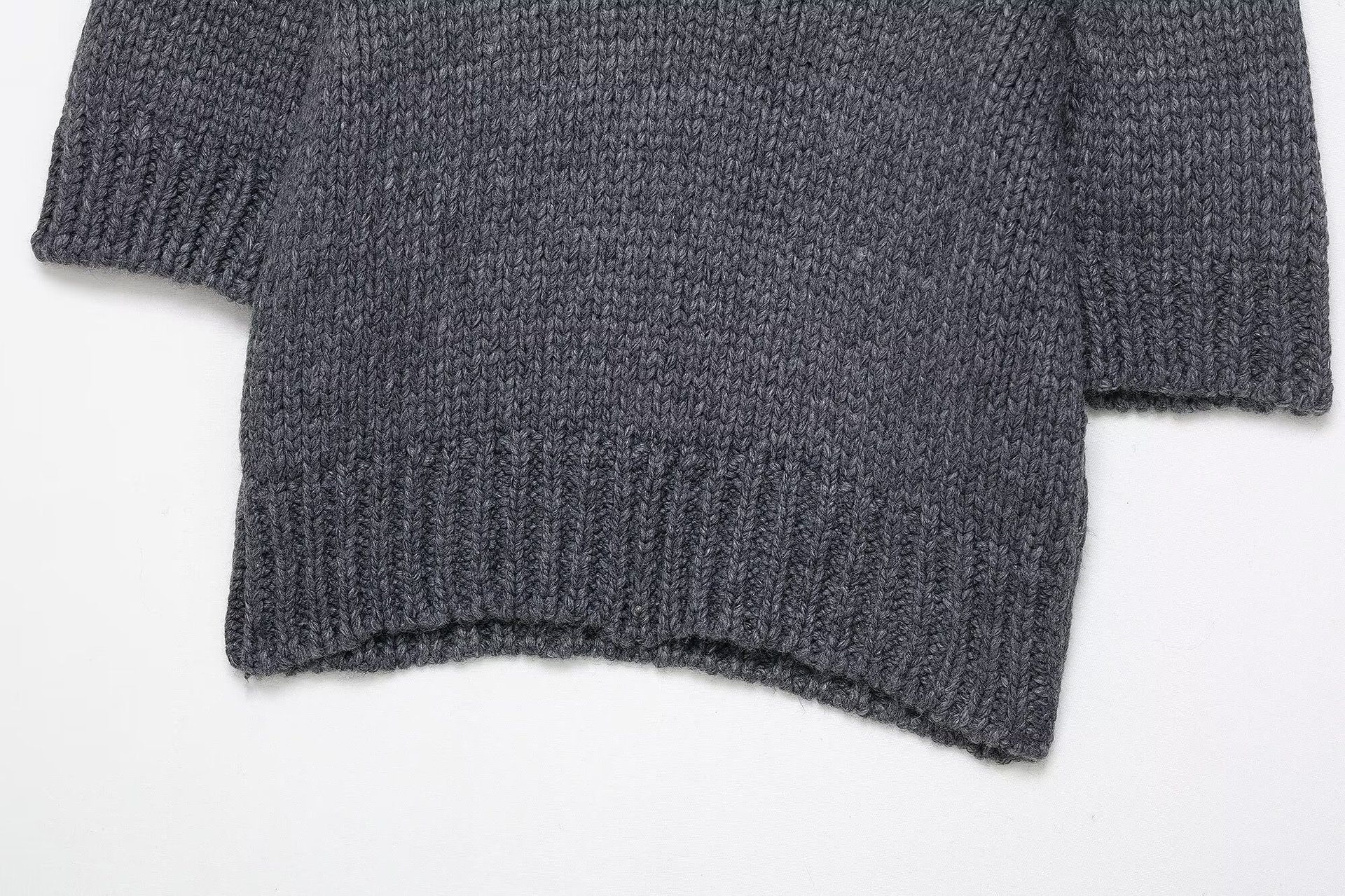 Ladies Round Neck 3/4 Length Plain Sweater