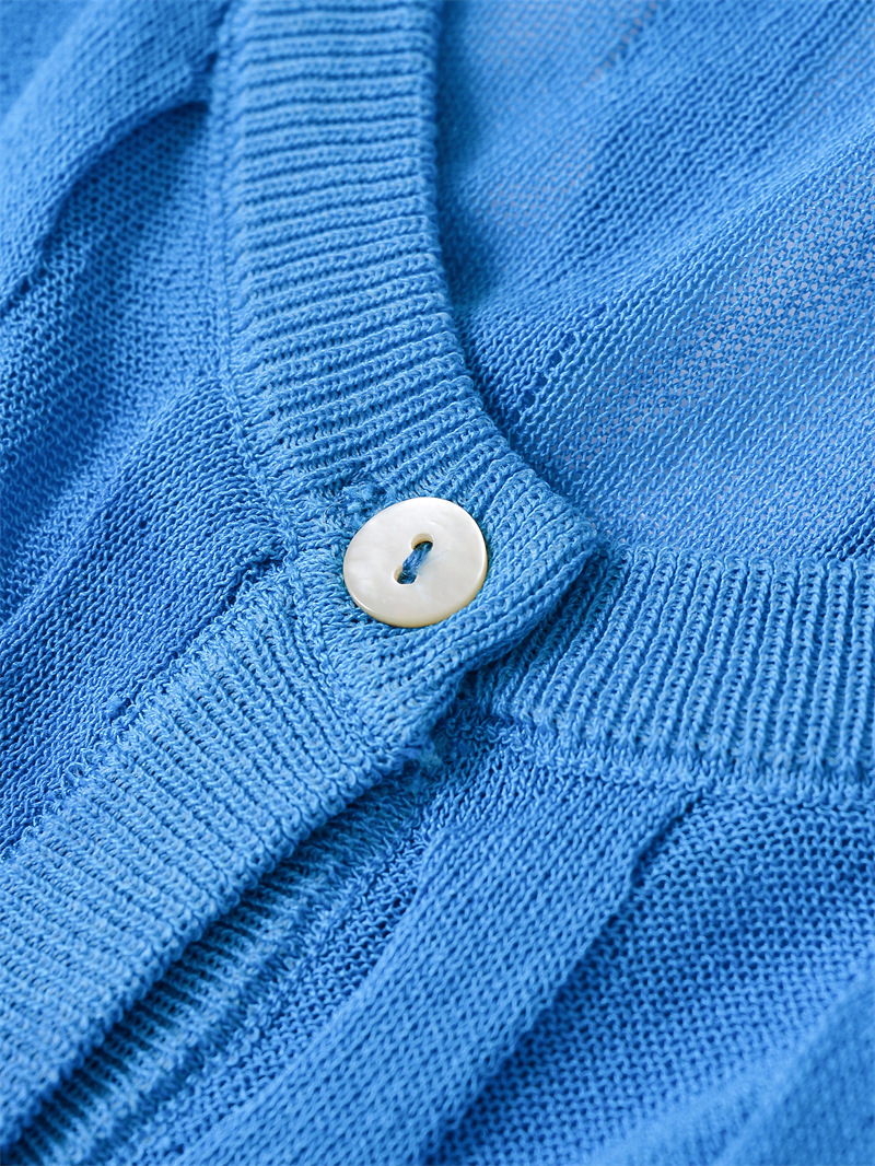 Ladies British Smocked Three-Quarter Sleeve Sweater