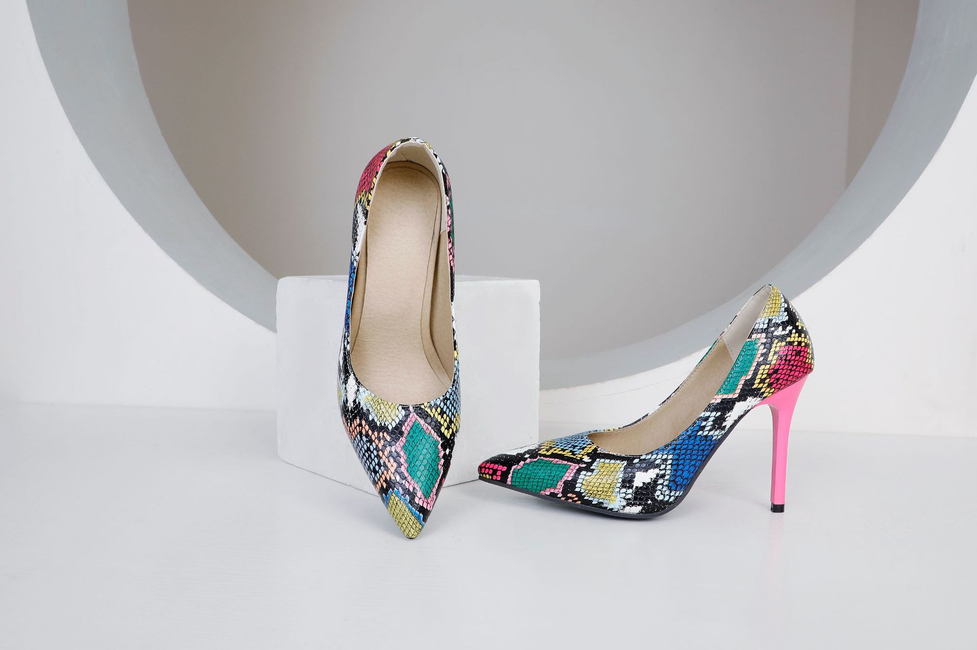 Single shoe shallow mouthed pointed women's high heels, seasonal styles