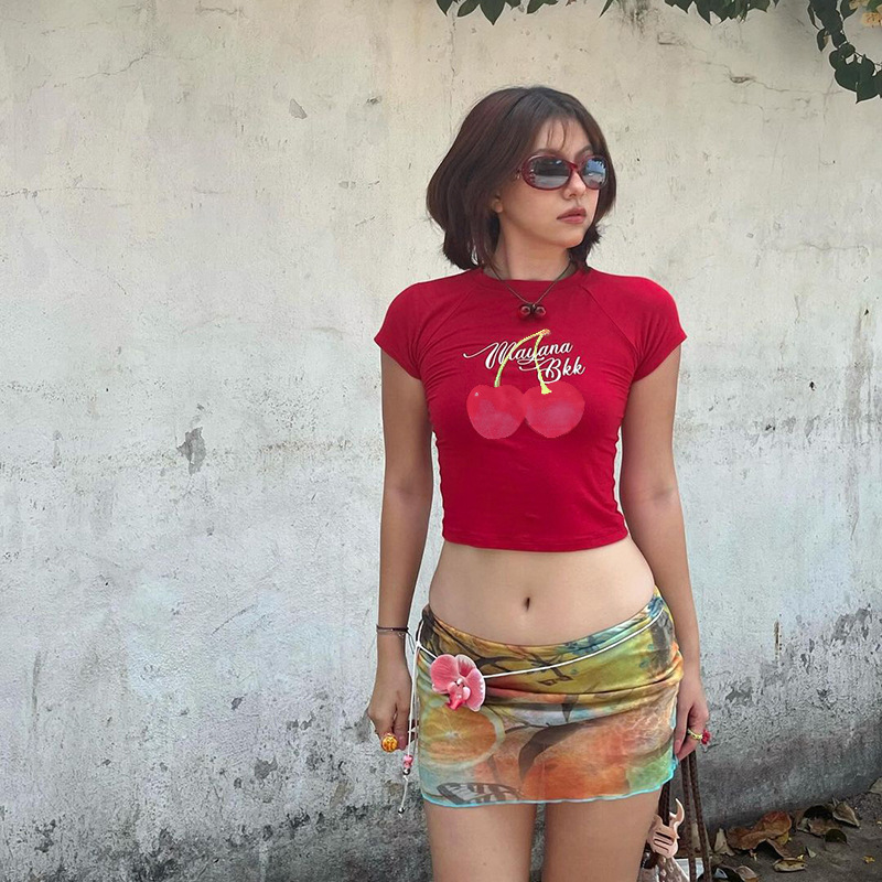 Tropical Print Raglan Fitted Crop Polyester Spandex T-Shirt
