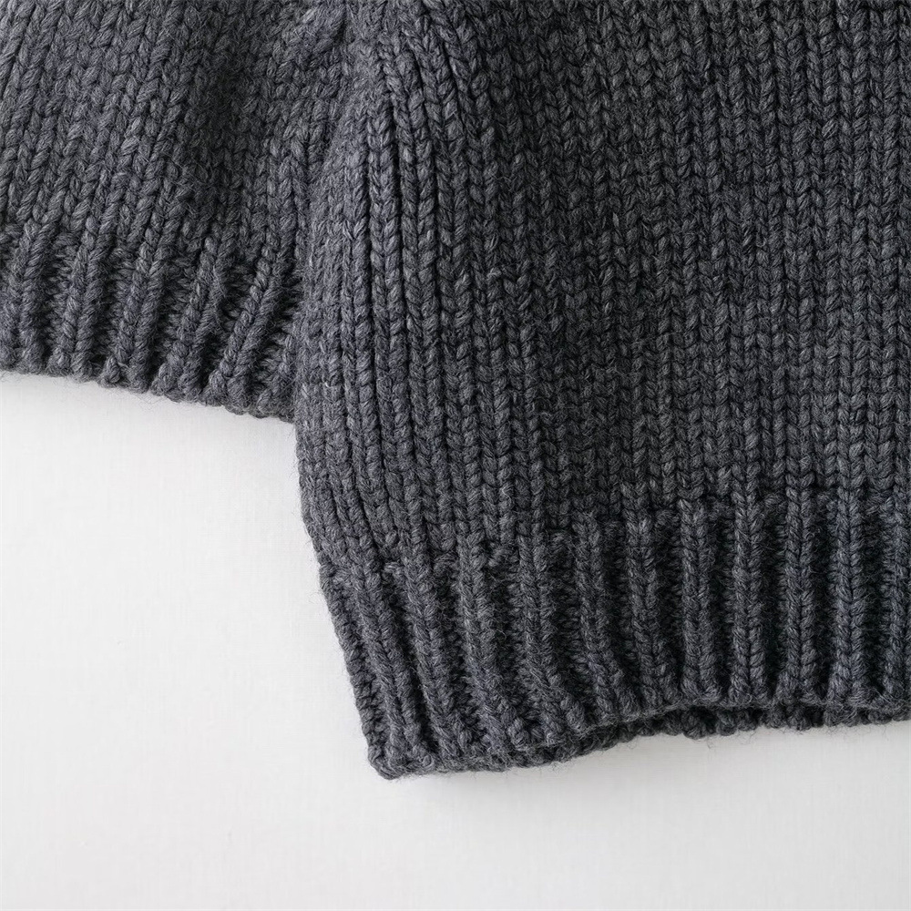 Crew Elbow-Length Solid Charcoal Polyester Sweater