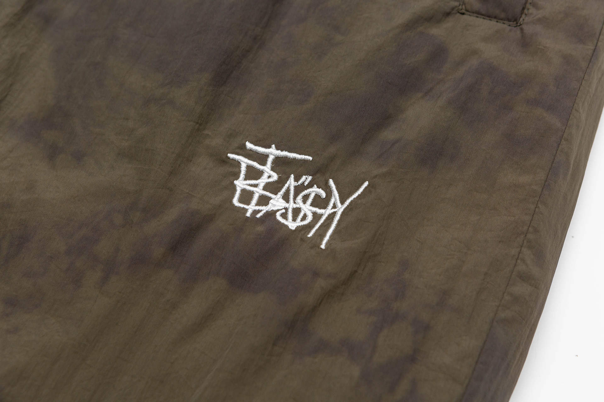 Water-Resistant and Windproof Insulated for Cold Weather
