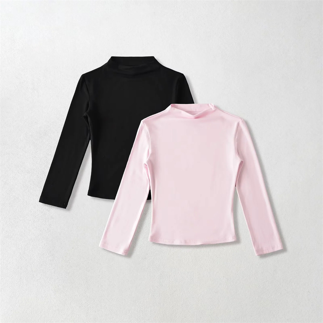 Sassy Plain Round Neck Snug Three-Quarter Short Tee