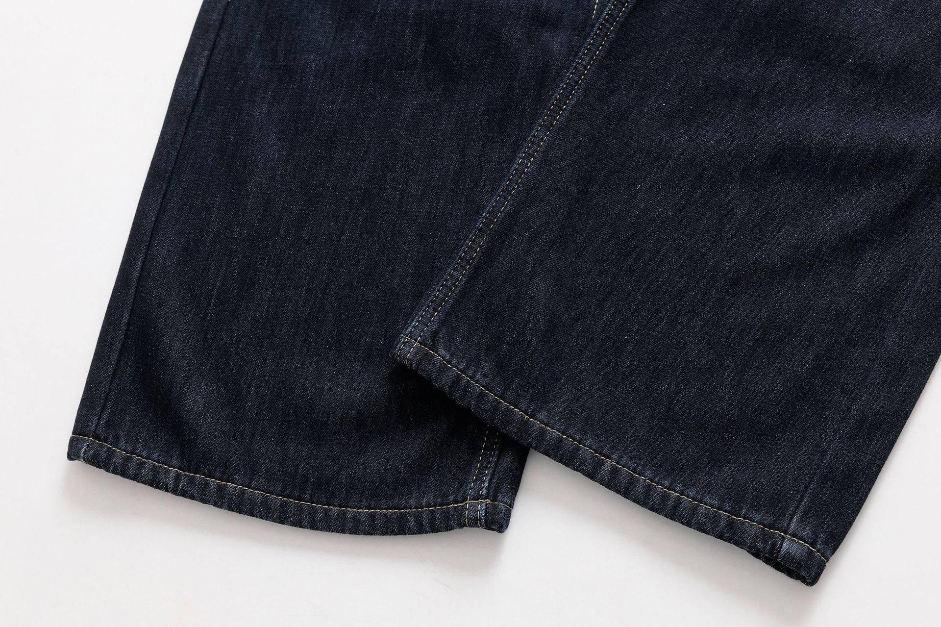 Retro autumn and winter warm and plush slim straight pants jeans