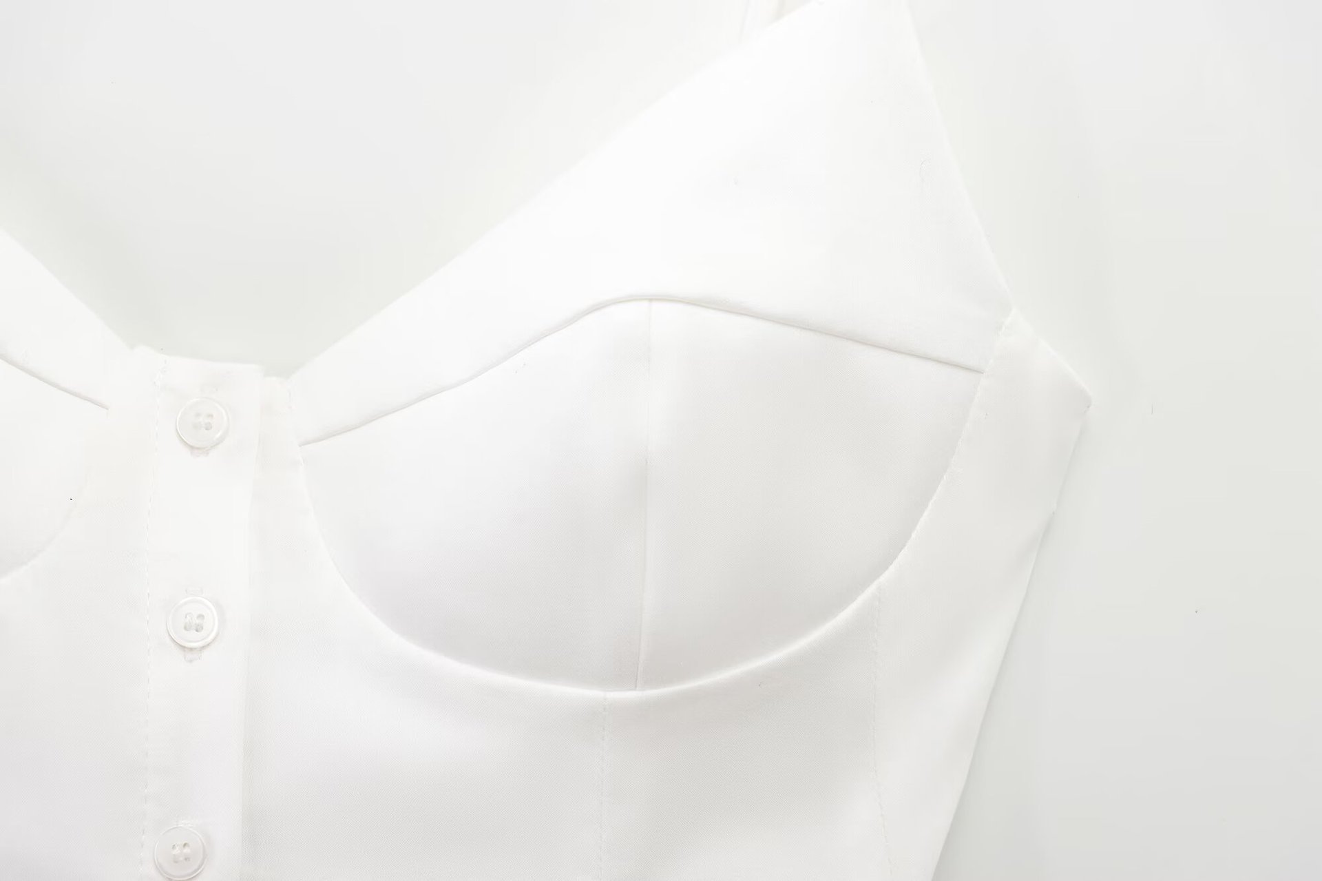 European American Sleeveless Cami