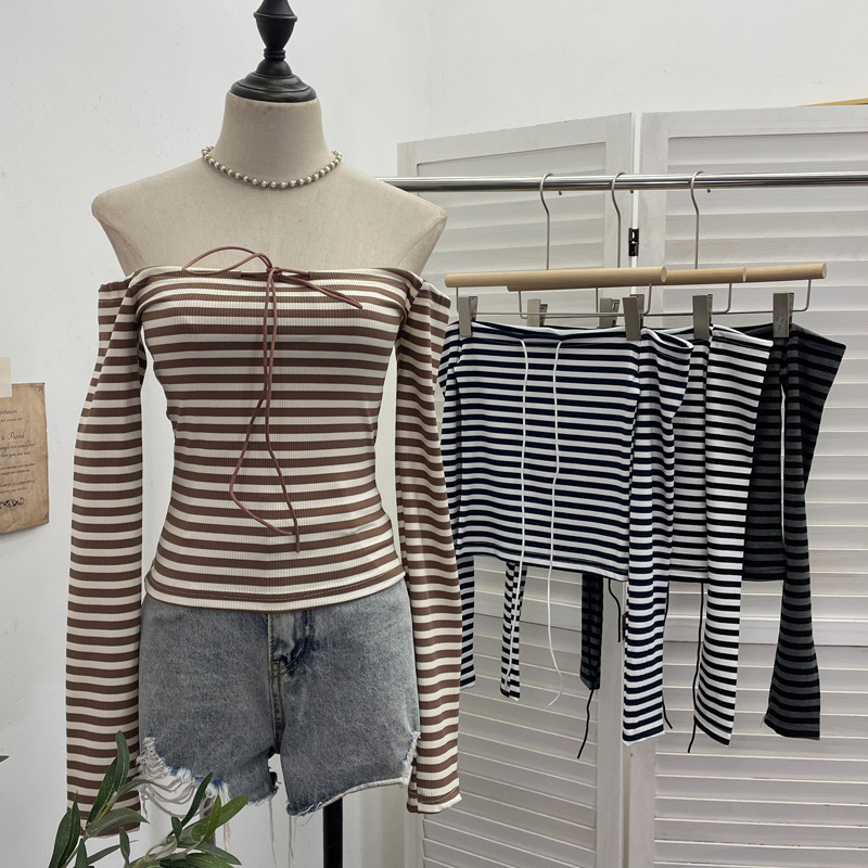 Celebrity Slim Fit Asymmetric Wrist-Length Crop Top