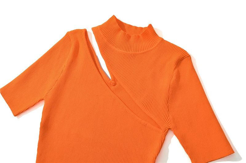 Hollow out short sleeved knitted sweater
