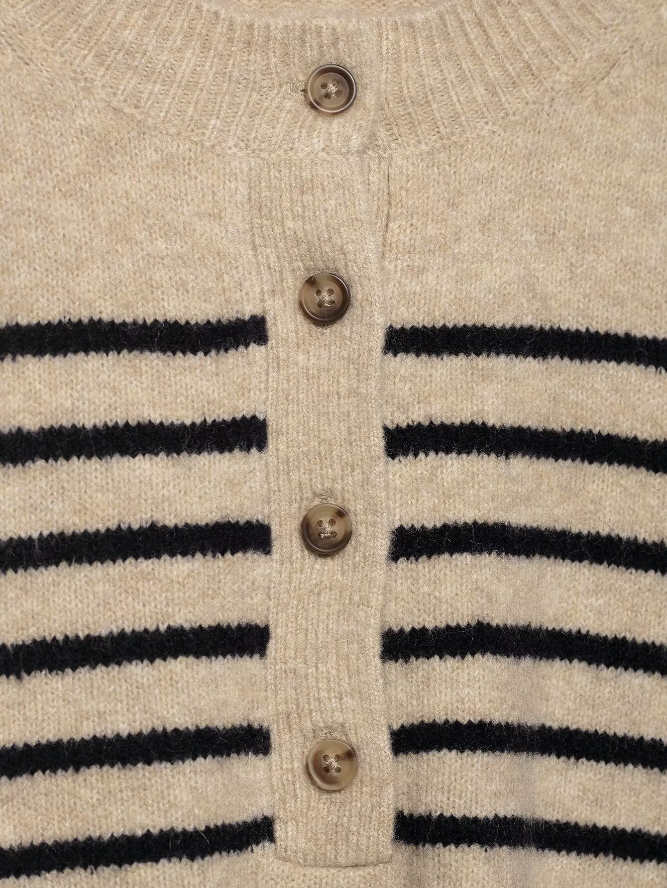 Front Placket Polyester Long Sleeve Sweaters