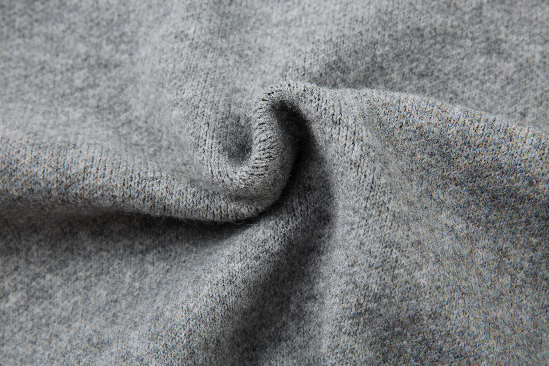 Cotton Blend Retro Two-Tone Plunge Sweater
