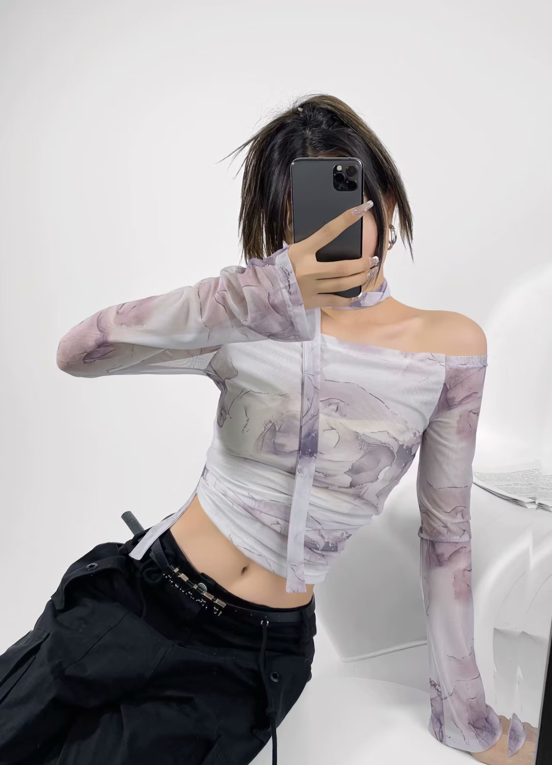 Asymmetric Wrist-Length Slim Urban T-Shirt