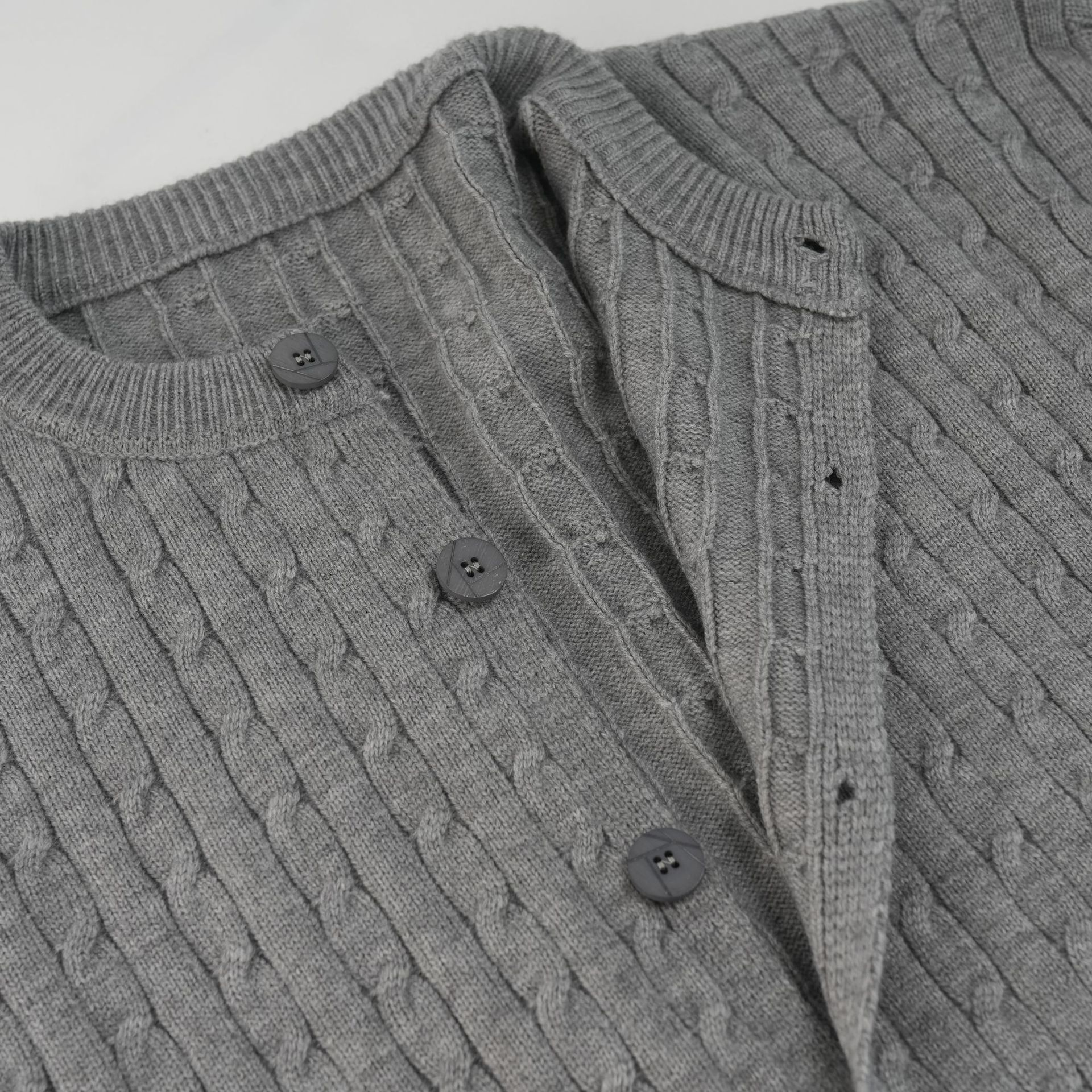 Relaxed Two-Tone Polyester Cardigan