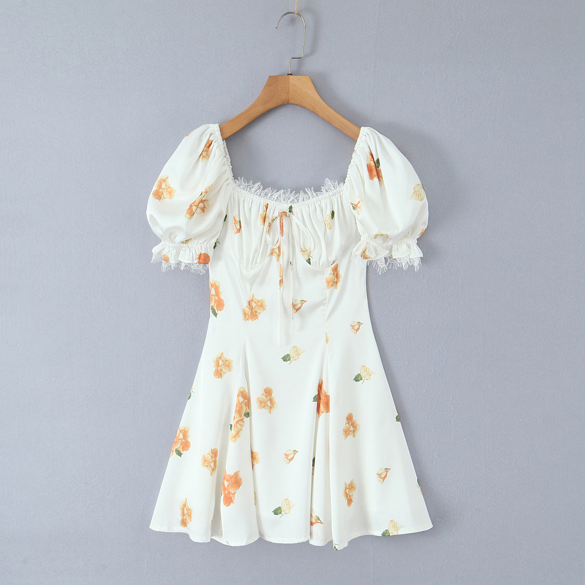 Box Neck Puff Mini Flower Dress