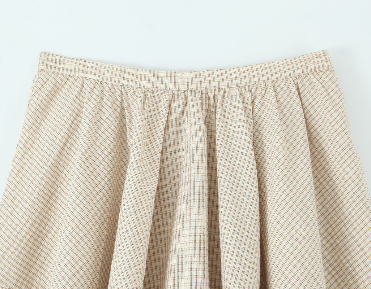 Stacked decorative plaid skirt