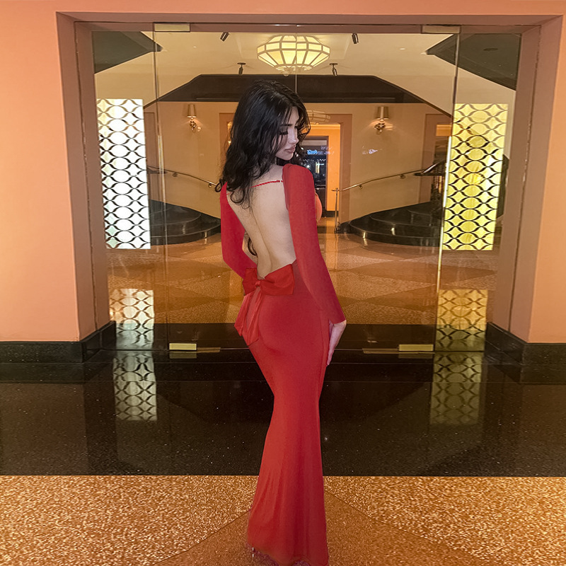 Full Sleeve V-Neck Bow Back Pencil Dress