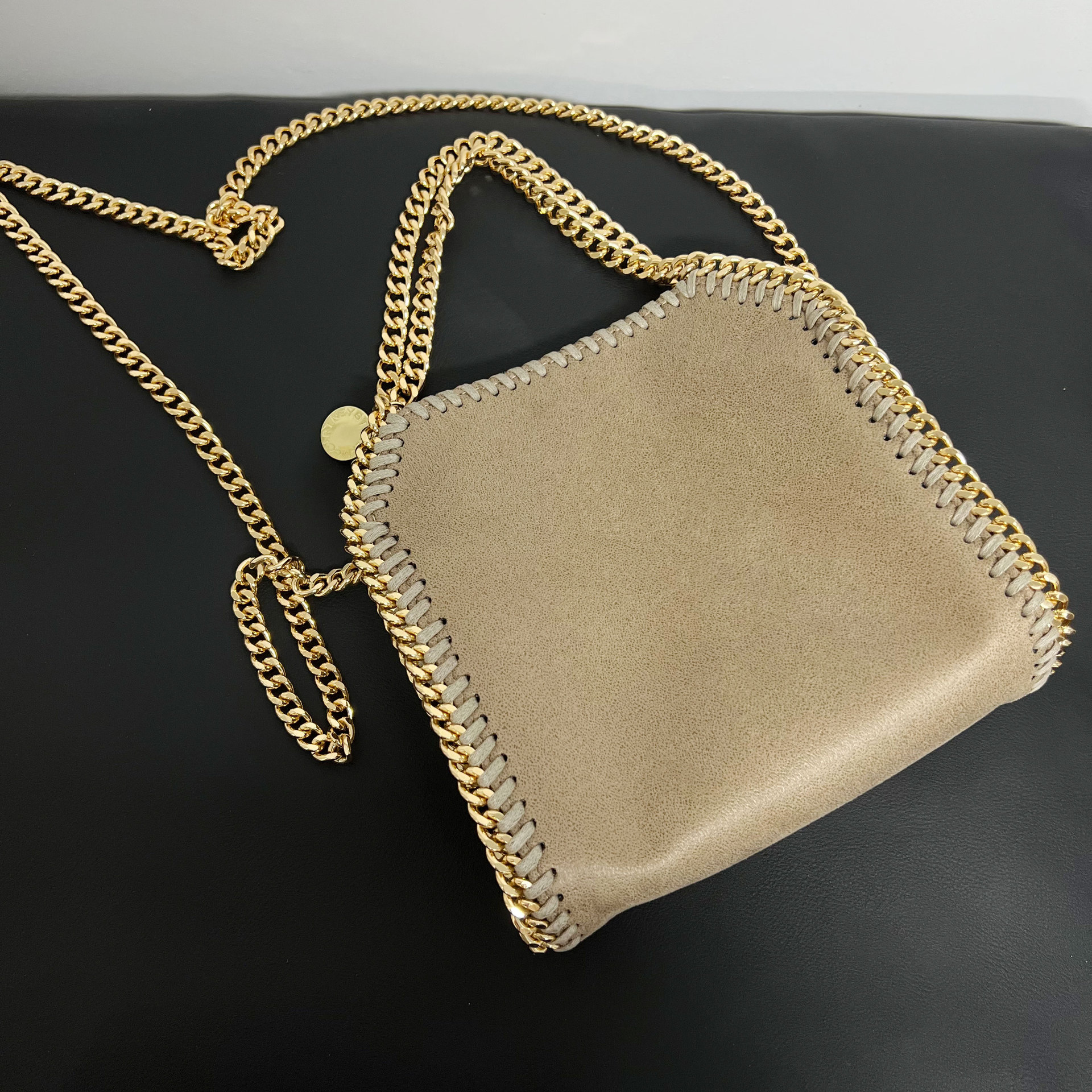 Luxury Designer Women's Chain Crossbody with Quilted Purses and Shoulder Strap Female Ladies Hand Bags