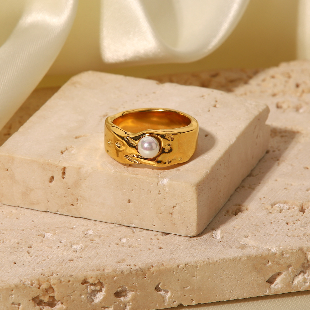 Uworld Vintage Style Ring 18K gold plated Fresh Water Pearl Stainless Steel Jewelry Elegant Imitation Ring Accessories New