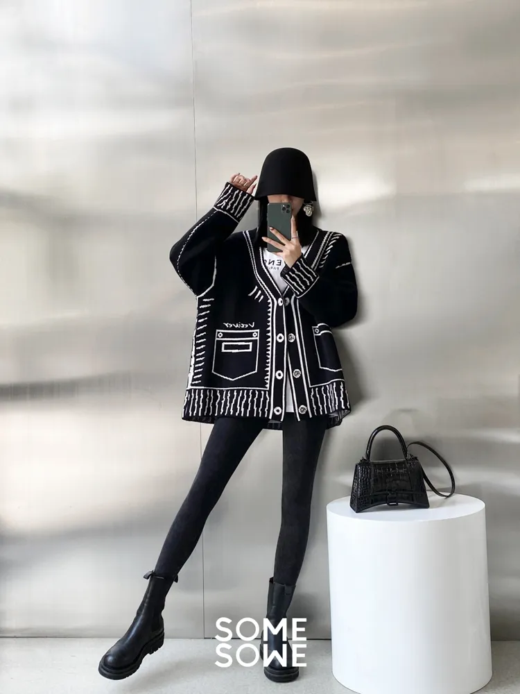 Ladies Oversized Graphic Deep V Acrylic Cardigan