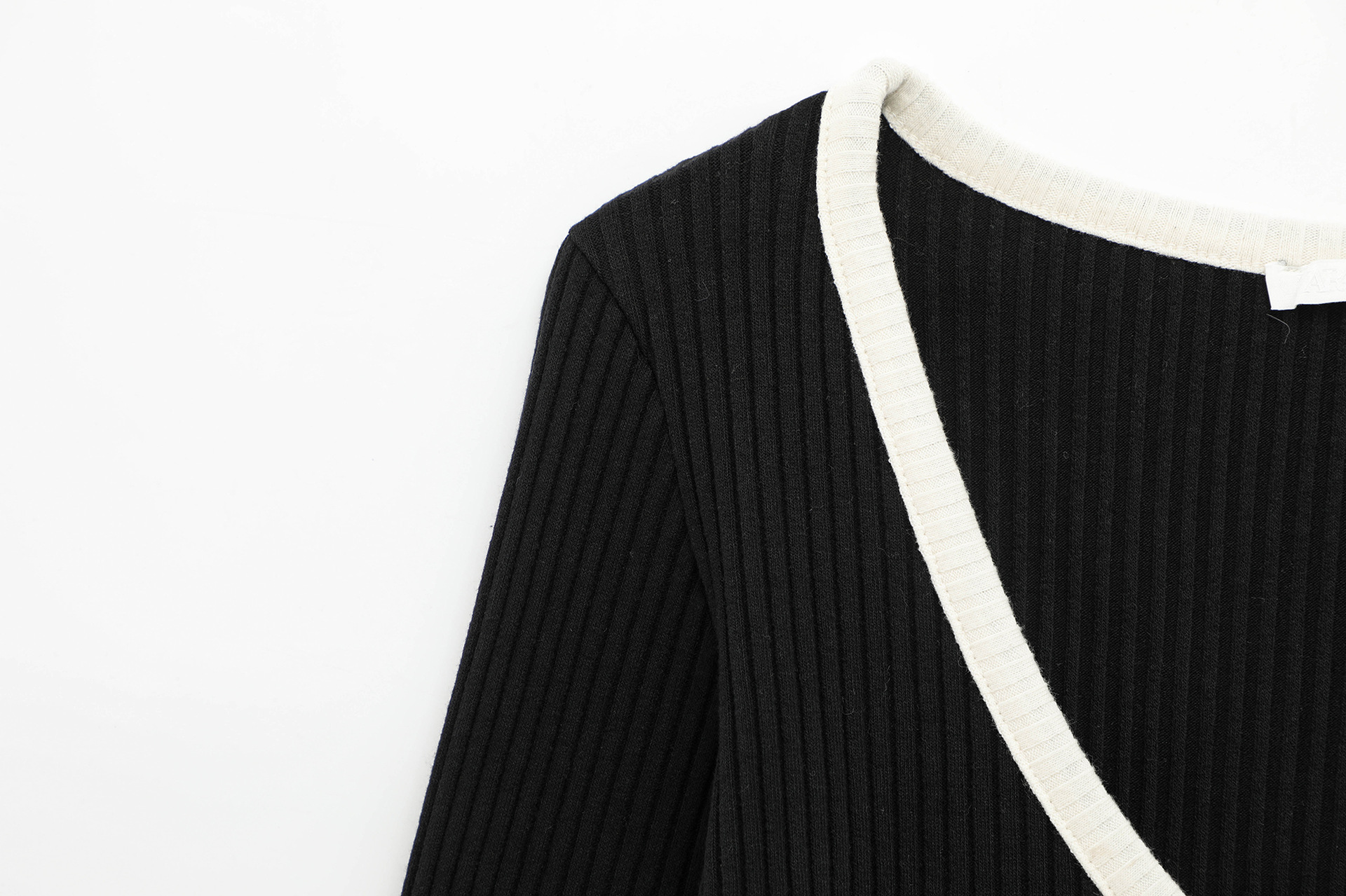 Ladies Solid Long Sleeve Plunge Sweater Tiered Trim