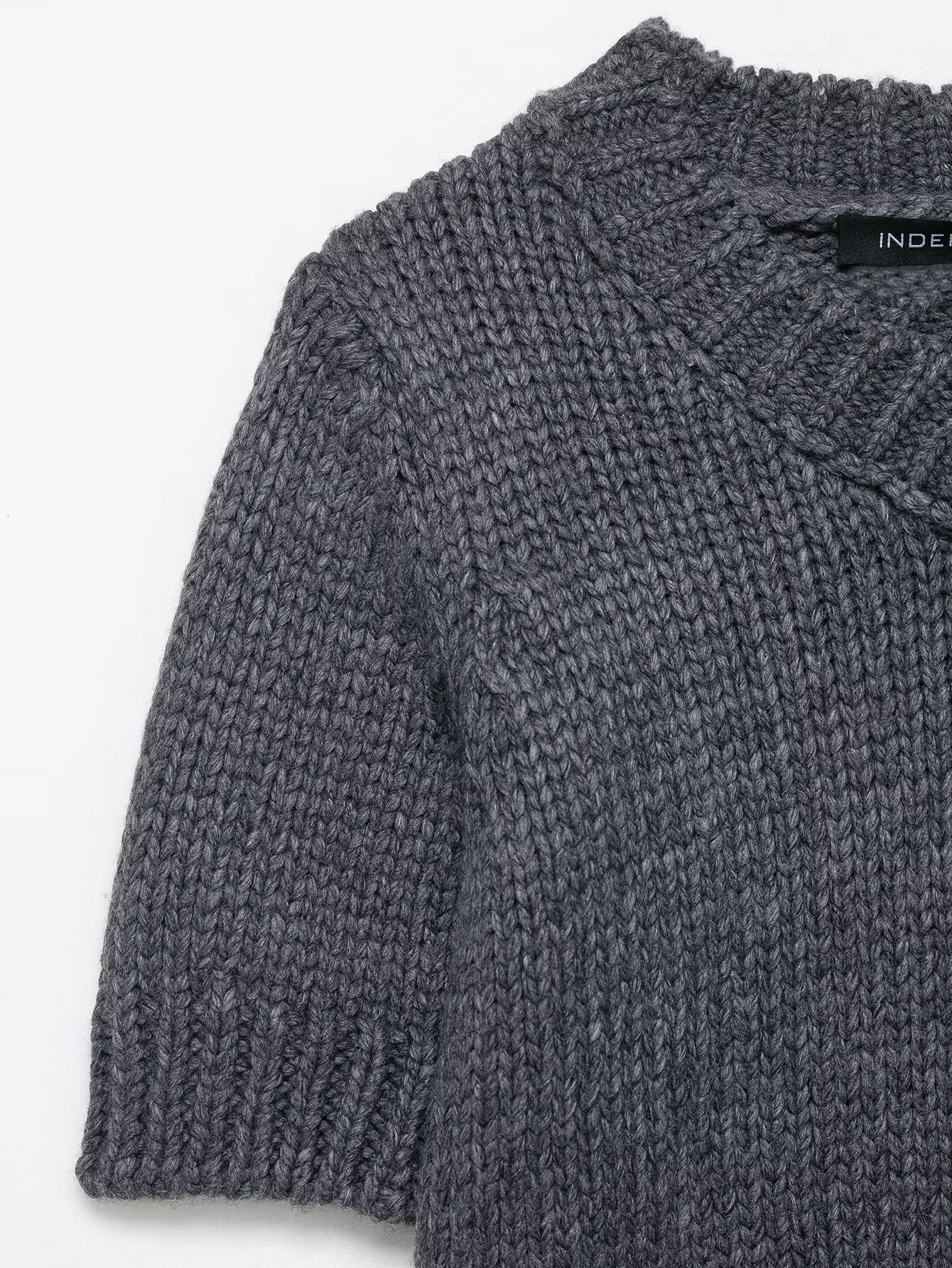 Ladies Round Neck 3/4 Length Plain Sweater