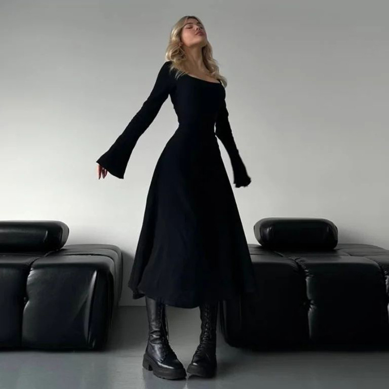 Angular Neck High Waist Full Sleeve Bodycon Skirt
