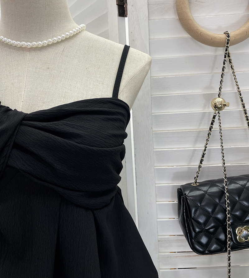 Bias Strap Outer Vest