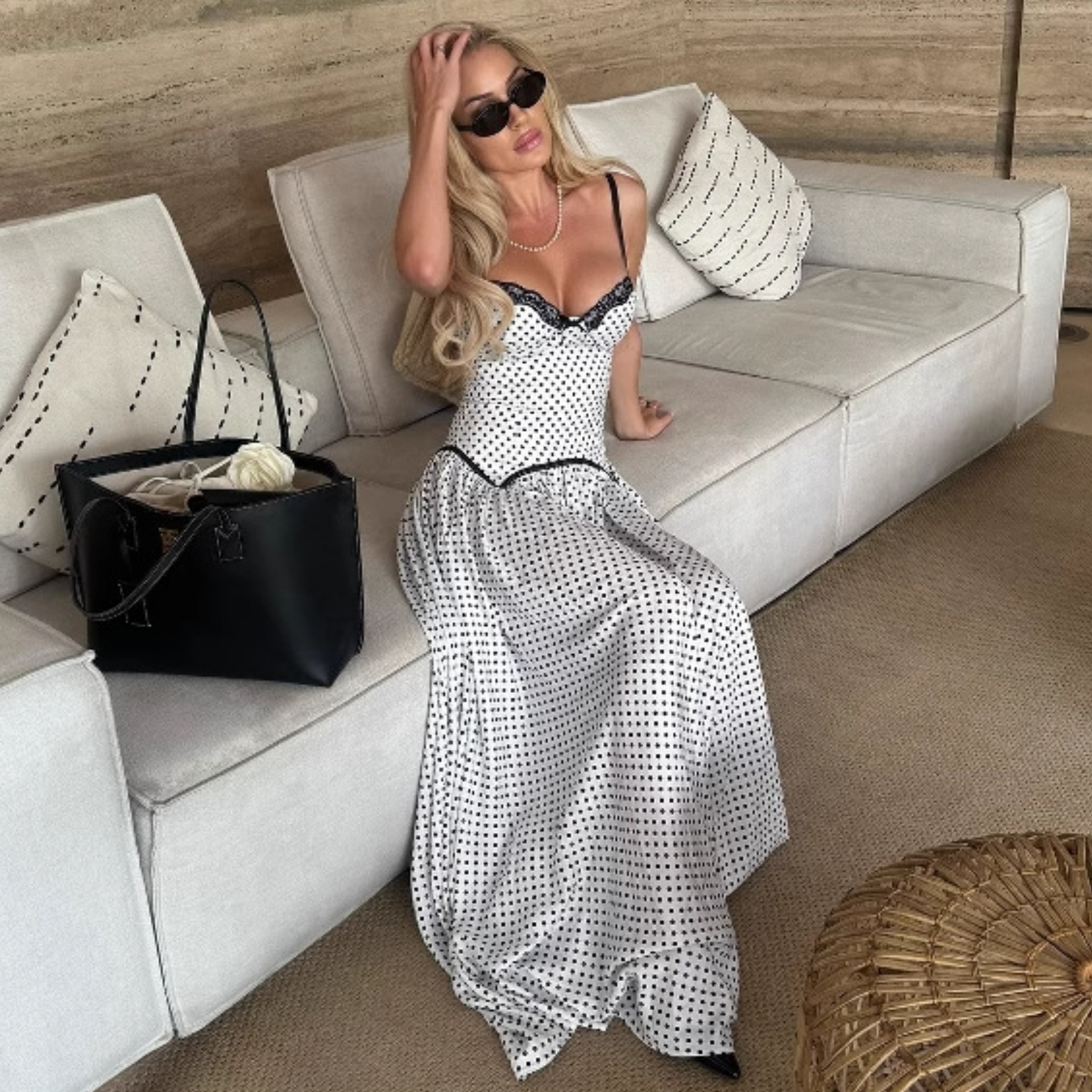 Backless camisole white polka dot dress for women's wear