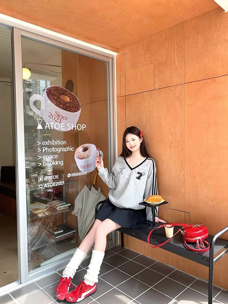 Ladies Japanese Graphic Oversized Polyester Hoodie