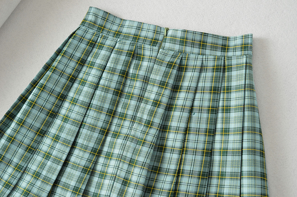 Heart Buckle Sexy High Waist Pleated Short Skirt