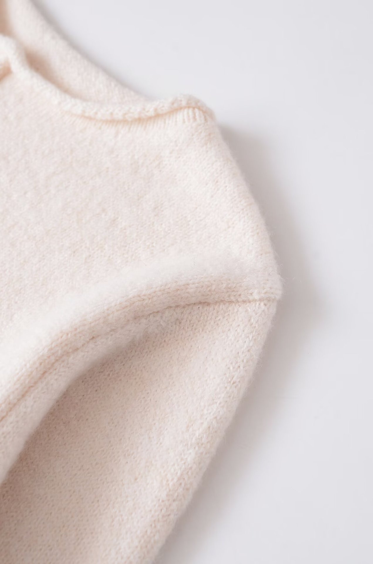 Classic Fit Solid Color Long Sleeve Polyester Sweater