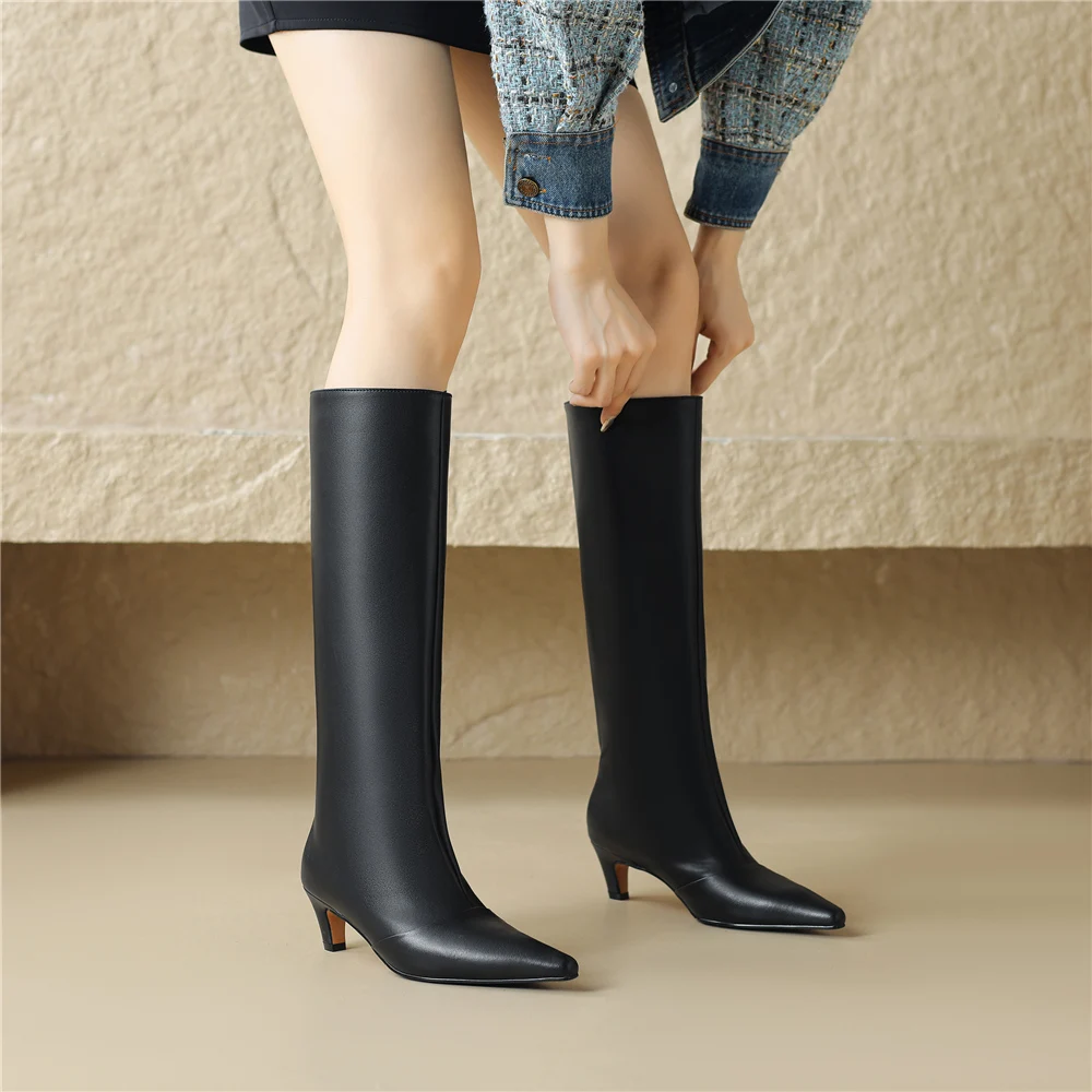 Ladies Classic Pointy Cowhide Tall Boot