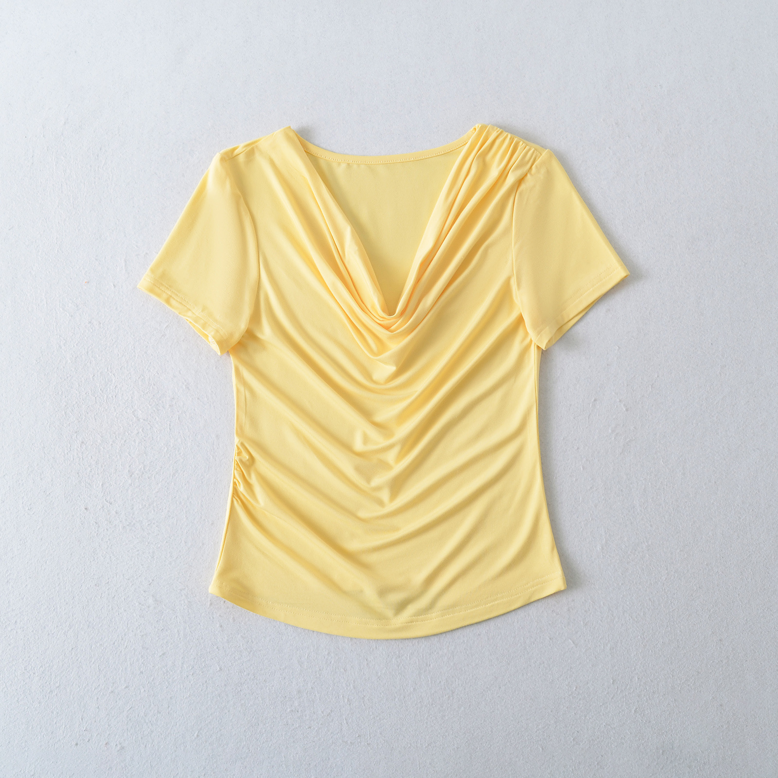 Short sleeved T-shirt for women