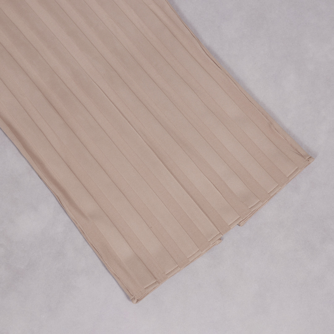 Solid Color U-Neck High Waist Straight Skirt