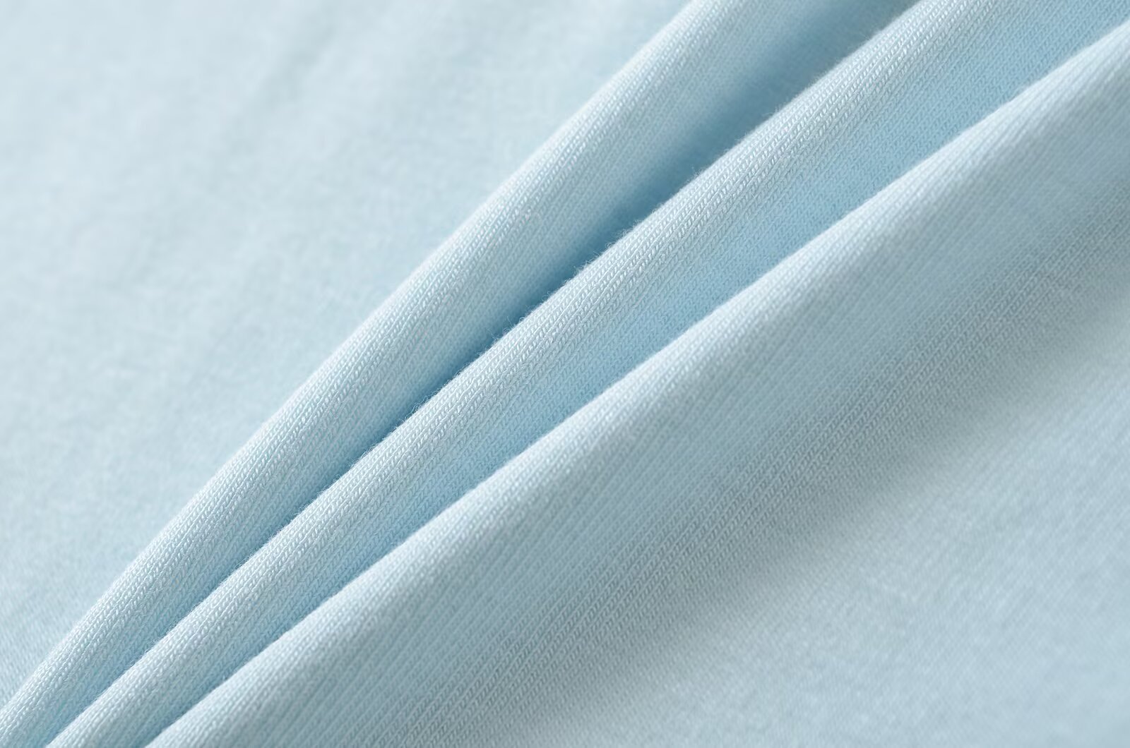 V-Neck Single Row Button Mid-Sleeve T-Shirt