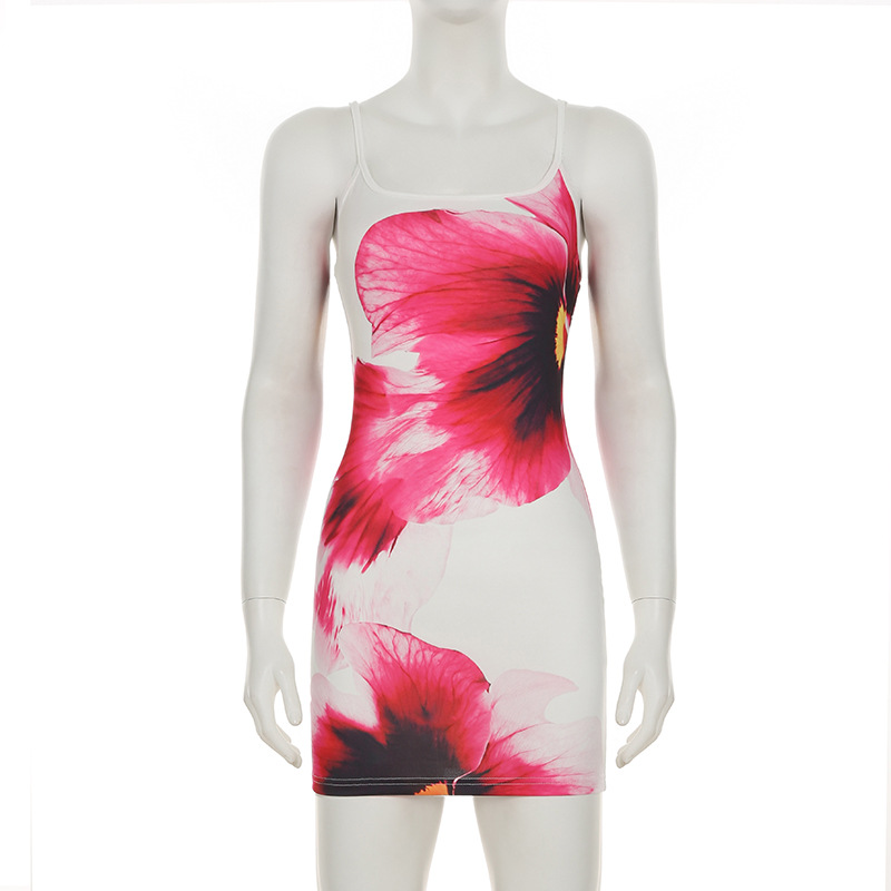 Romantic Floral Print Fitted Strapless Dress with Sexy Waistline and Bodycon Mini Skirt