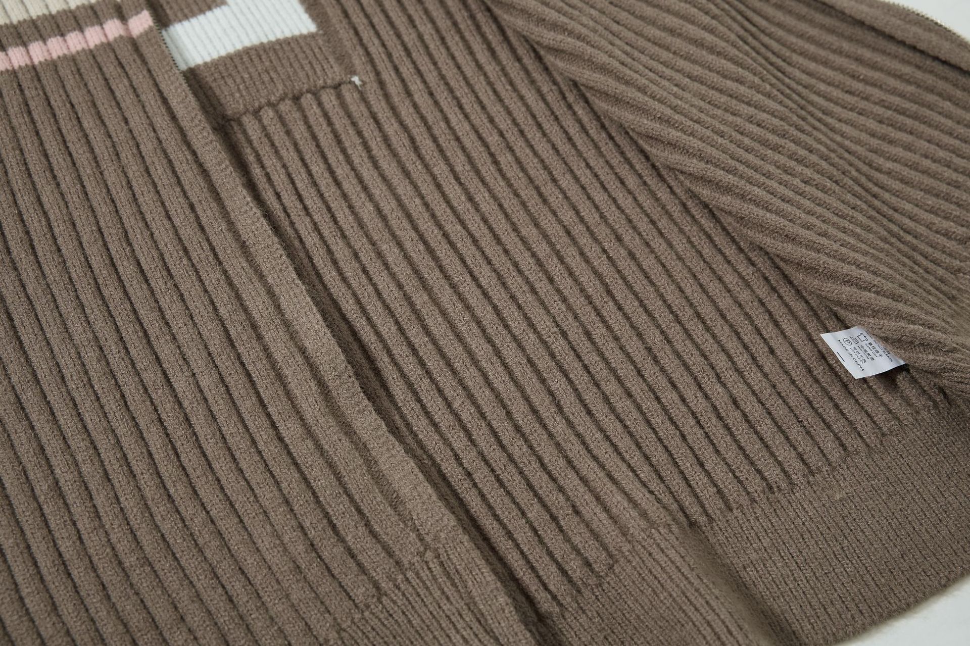 Sporty Loose Jacquard Long Sleeve Sweater