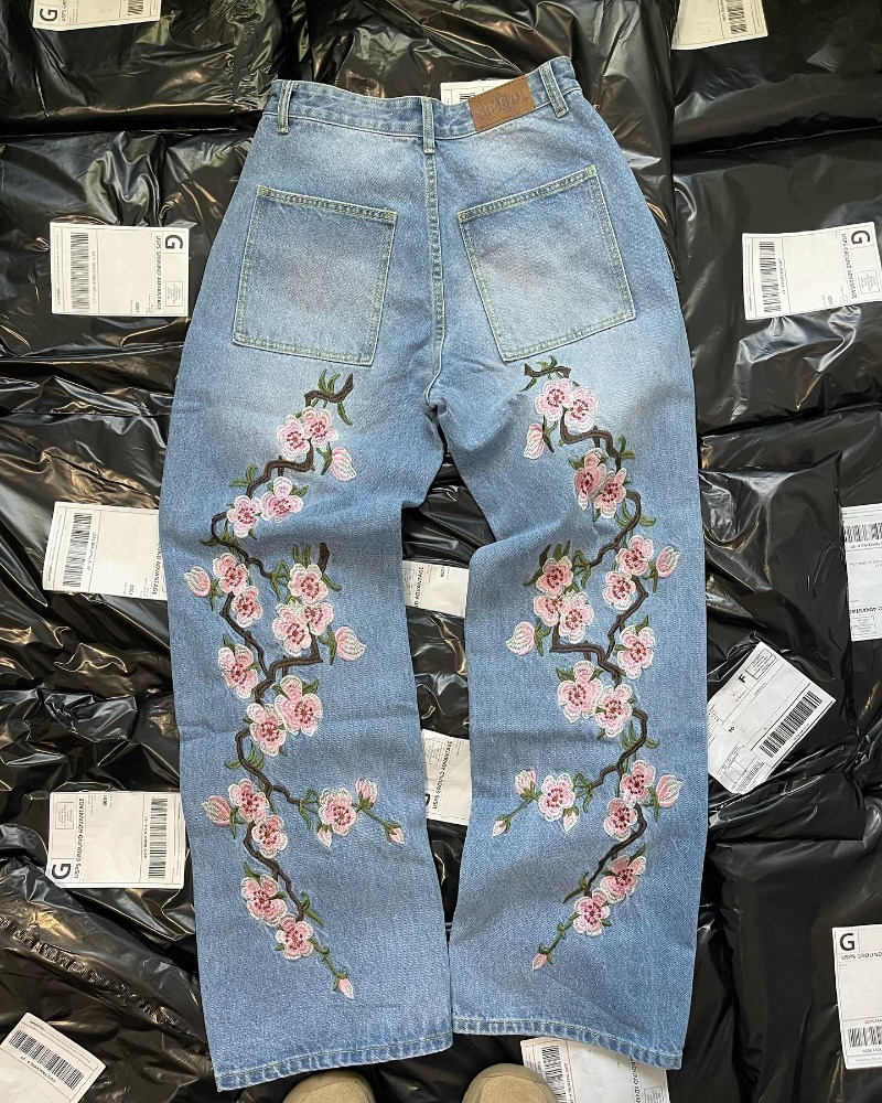 Floral Embroidery Design Denim Pants Street Hip-hop Pocket Wide-leg Pants Loose Long Pants Trendy