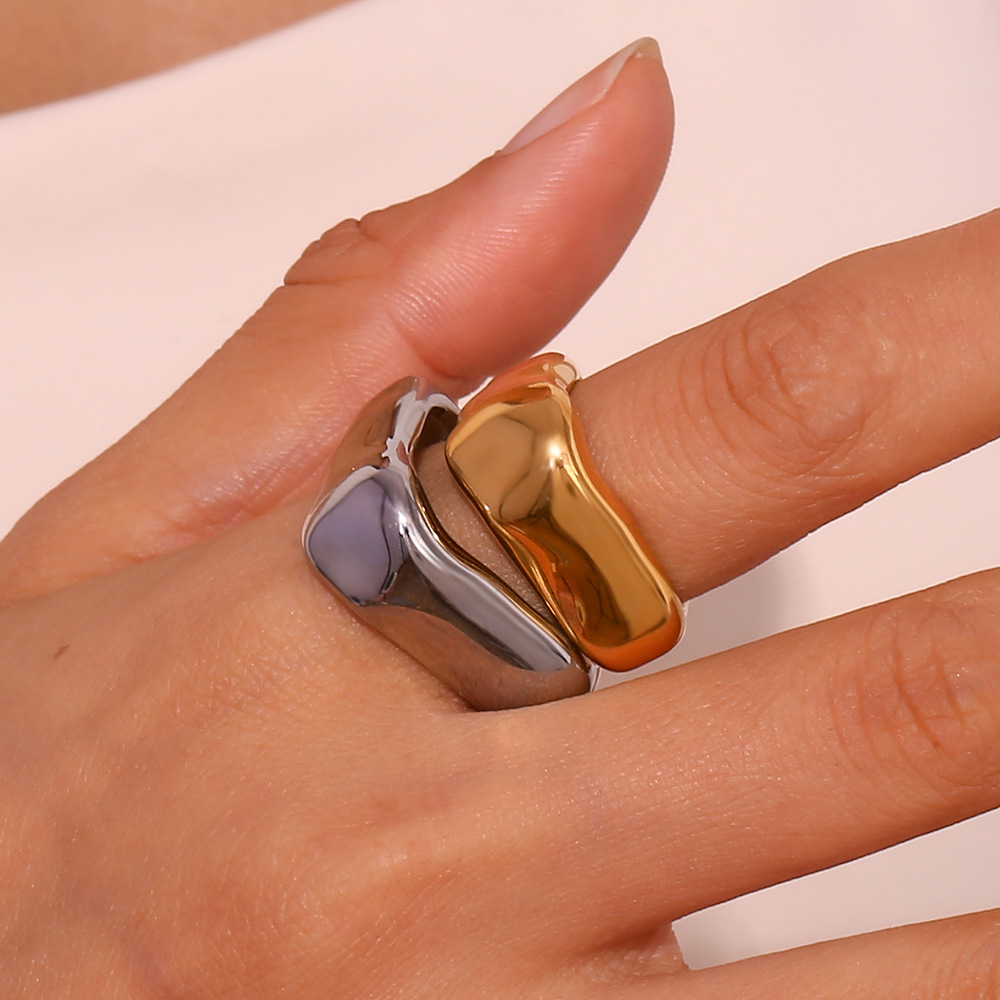 Uworld Stylish Stainless Steel Texture Ring Occident Simple 18k Gold Plated Finger for Women Jewelry bagues acier inoxidable fem