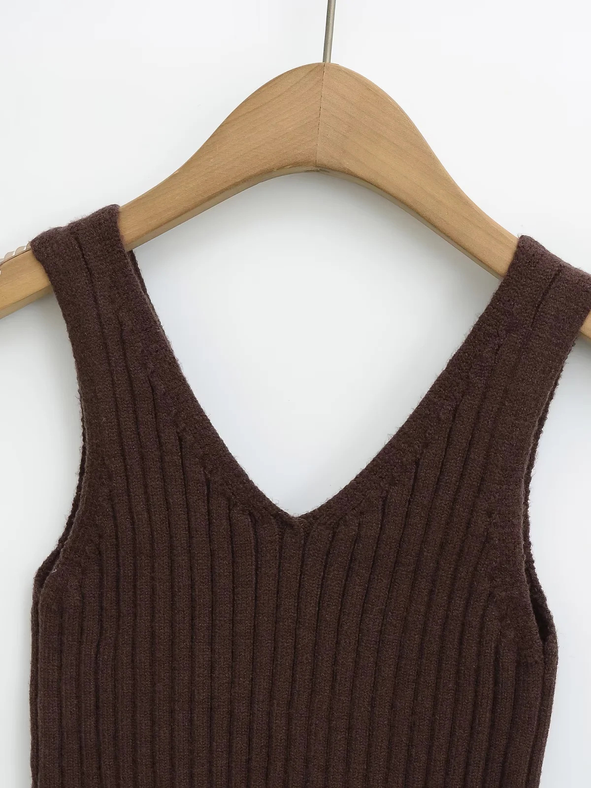 Slim Fit Short Sleeve Crew Knit Vest