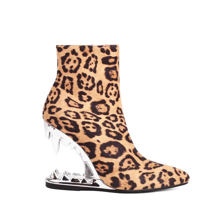 Hollow Out Tiger Tooth Shaped Heel Design Short Boots New Fashionable Leopard Print Zebra Zippered Women's Ankle Boot