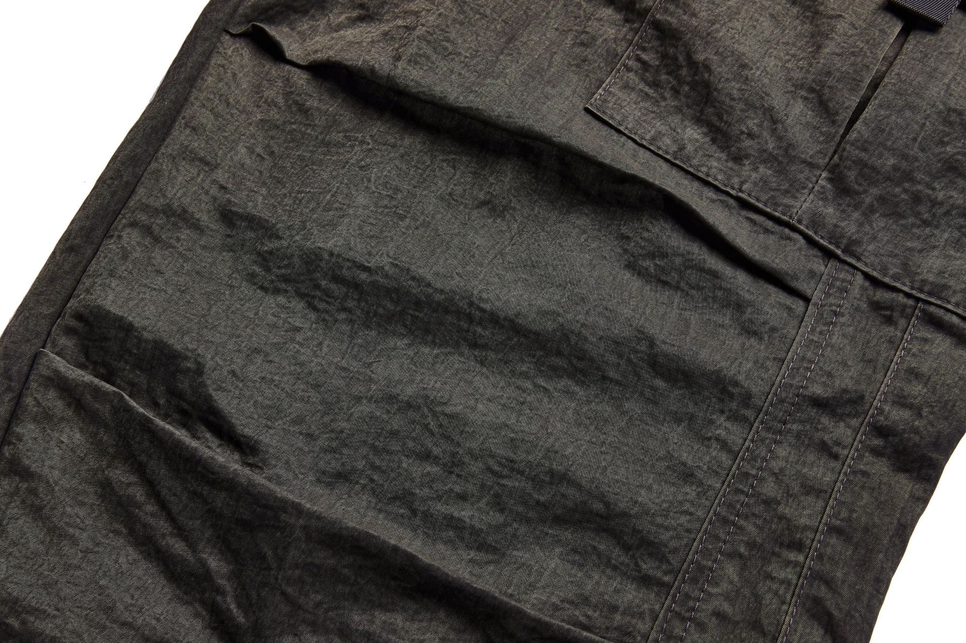 Pleated Layered Design Military Green Multi-Pocket Button Cargo Casual Trousers for Men and Women