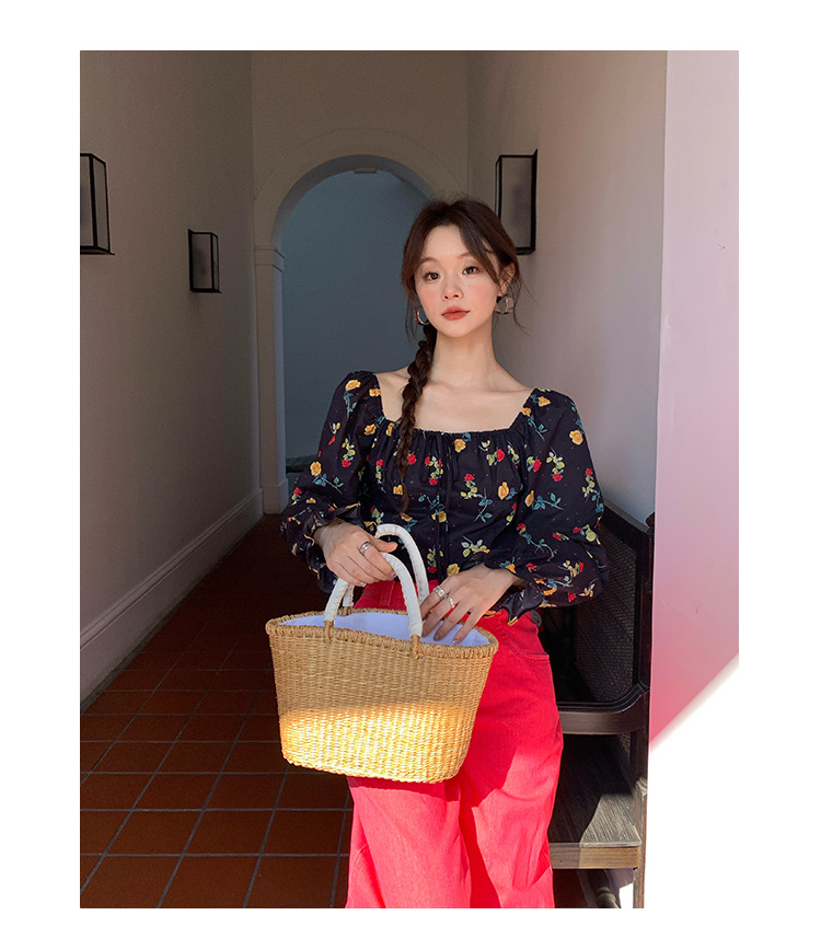 U-Neck Breezy Fragmented Blossom Body-Hugging Cropped Top