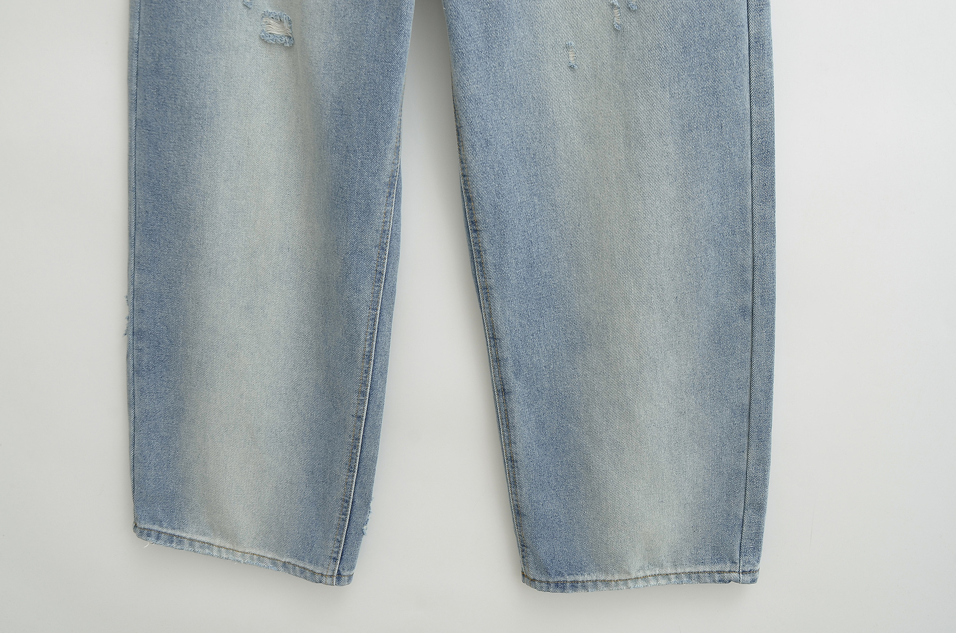 Curled high waisted back pocket wide leg mop jeans