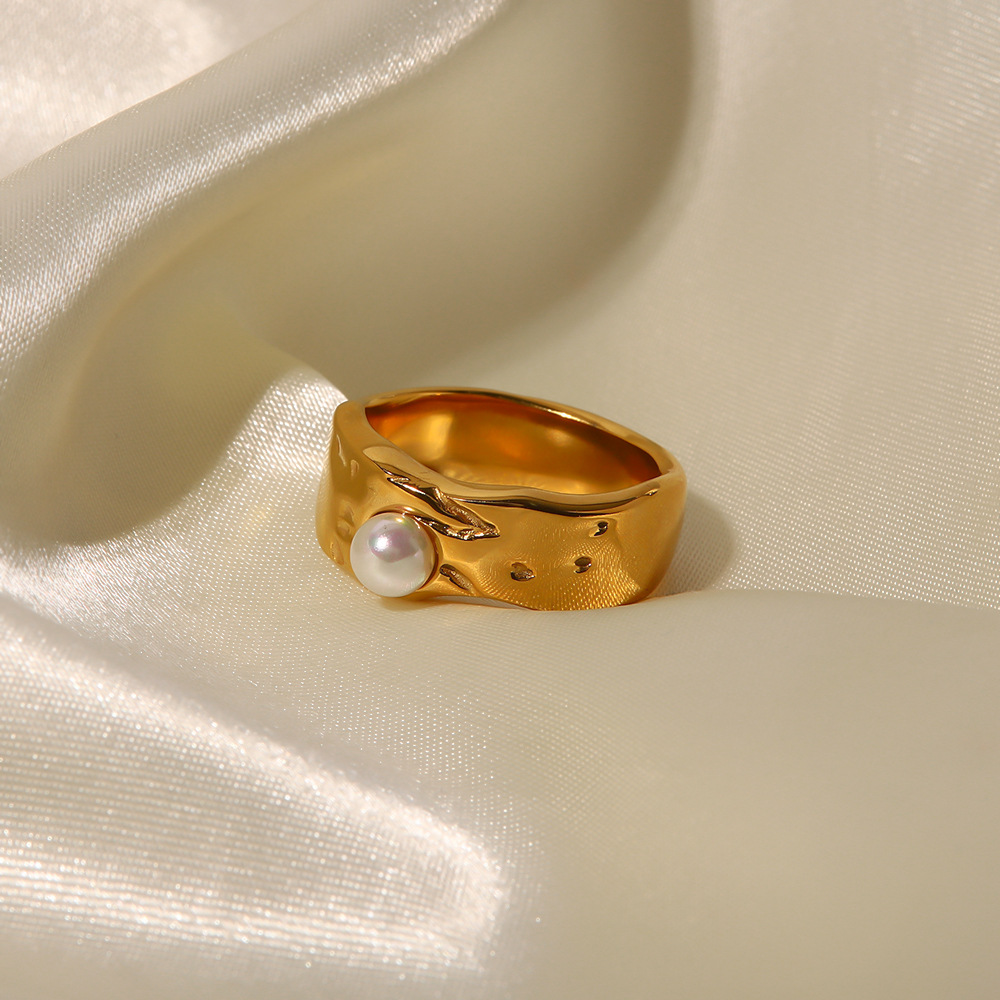 Uworld Vintage Style Ring 18K gold plated Fresh Water Pearl Stainless Steel Jewelry Elegant Imitation Ring Accessories New