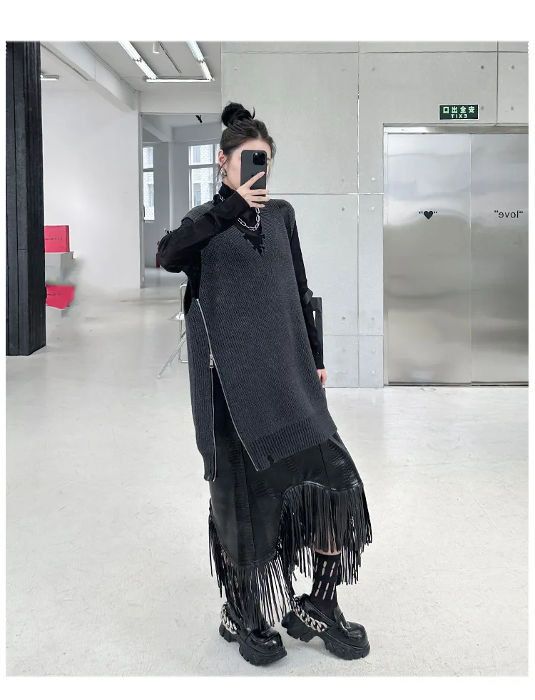 Women Sweater V-neck Asymmetry Sleeveless Knitting Vests Fashion Loose Long Dark Gray Autumn And Winter Sweater Vests