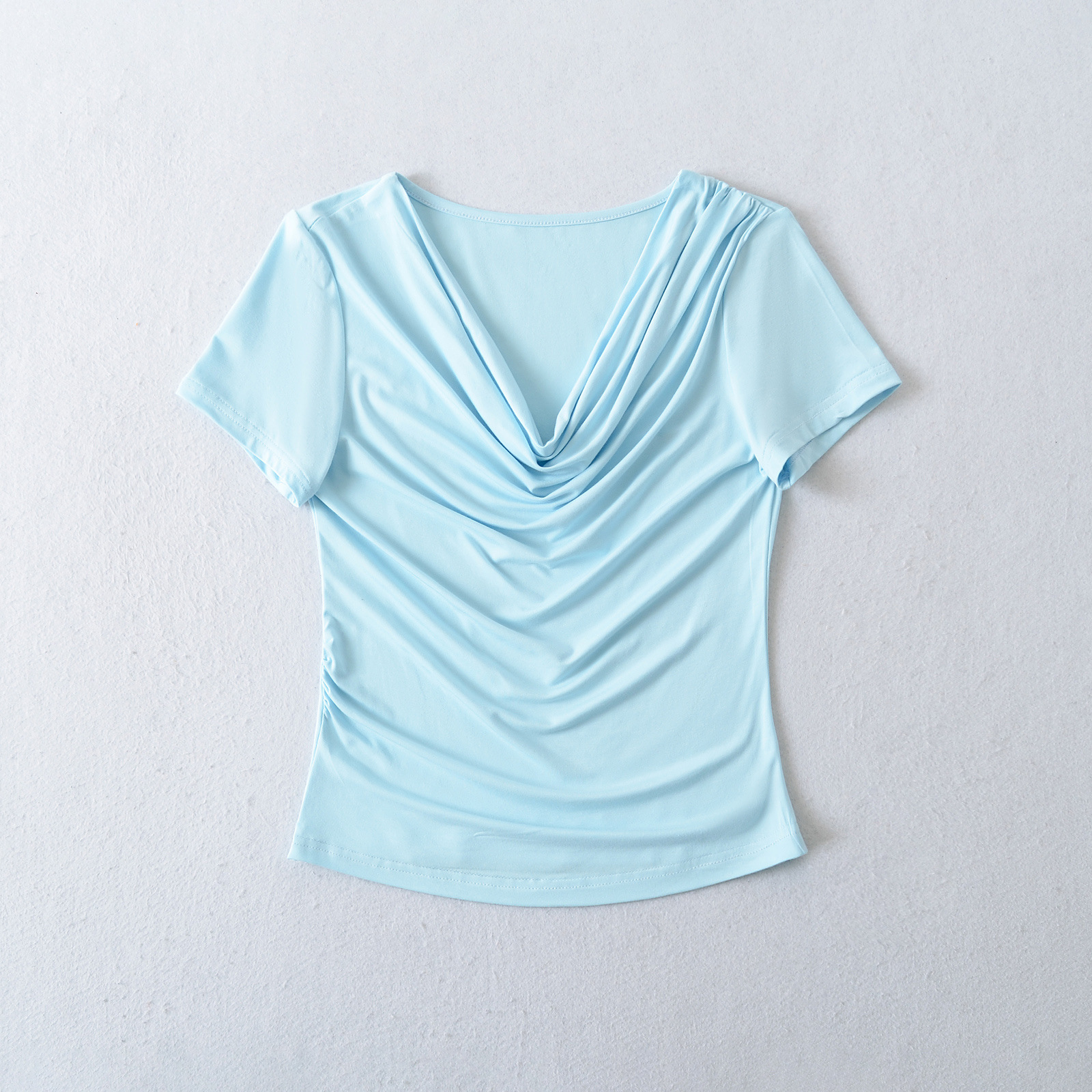 Short sleeved T-shirt for women