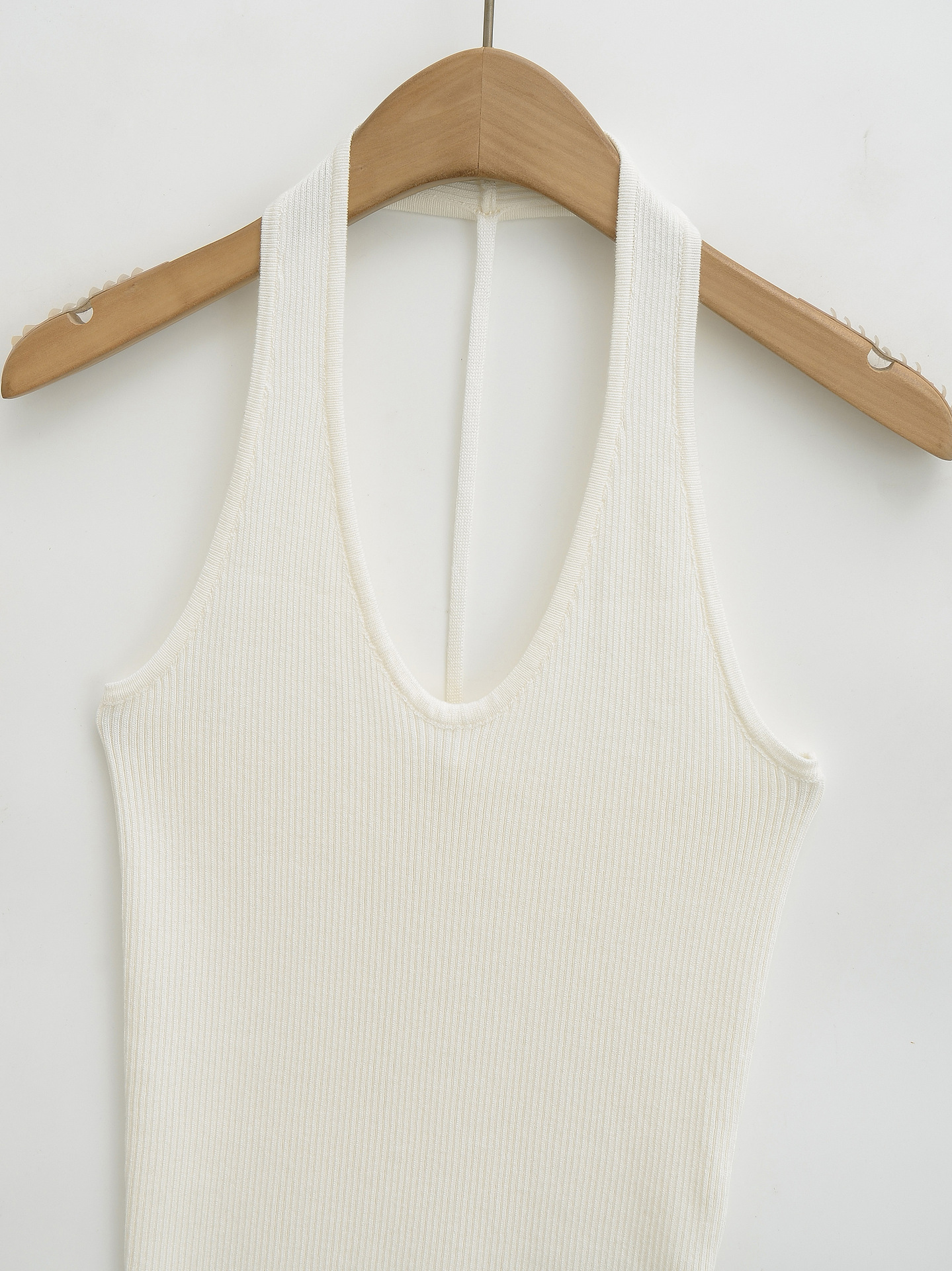 Sexy Backless Halter V-Neck Knitted Crop Top